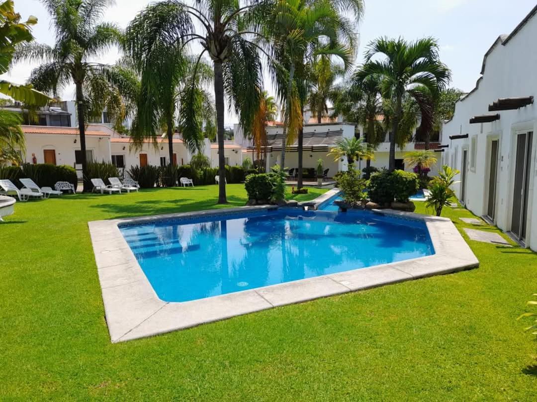 Los Canarios Cuernavaca Exterior foto